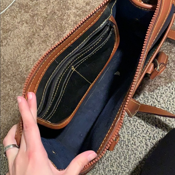 Dooney & Bourke - All Weather Leather - Picture 3 of 5